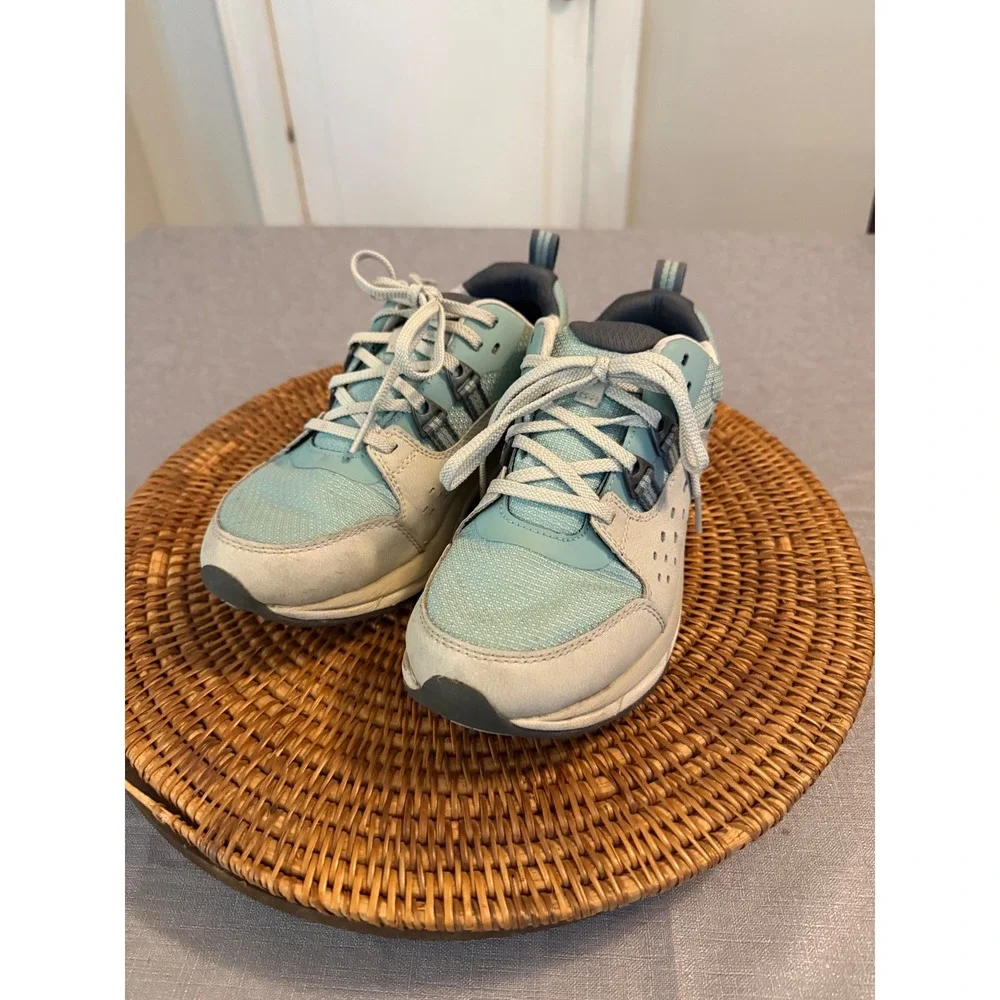 LL Bean Trail Model Waterproof Hiking Shoes Light Blue Grey Womens Low Top‎